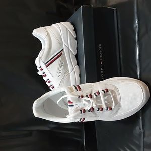 Tommy Hilfiger Women's Size 10M